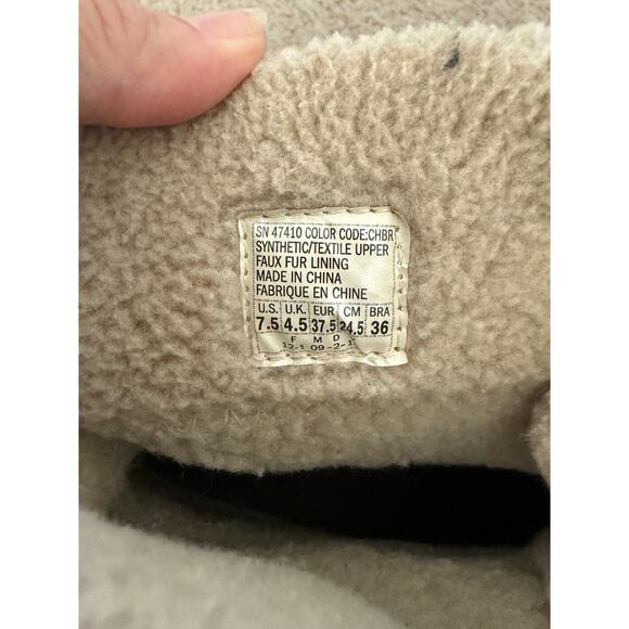 Skechers Brown snow/rain boot lace up size 7.5 - Picture 4 of 5